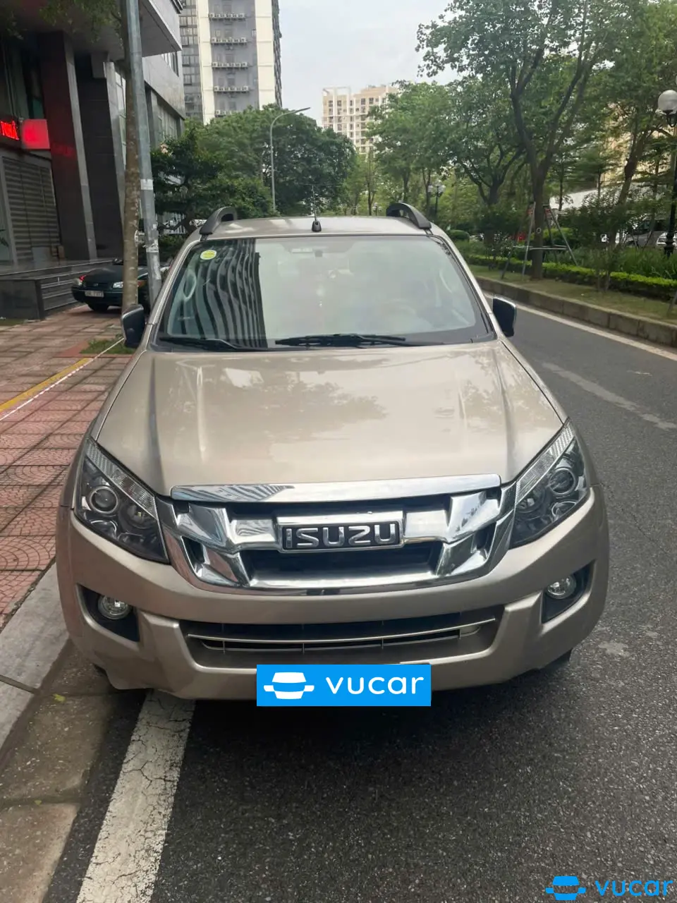 Ảnh xe Isuzu D-Max 2.5 1 cầu số sàn 2016