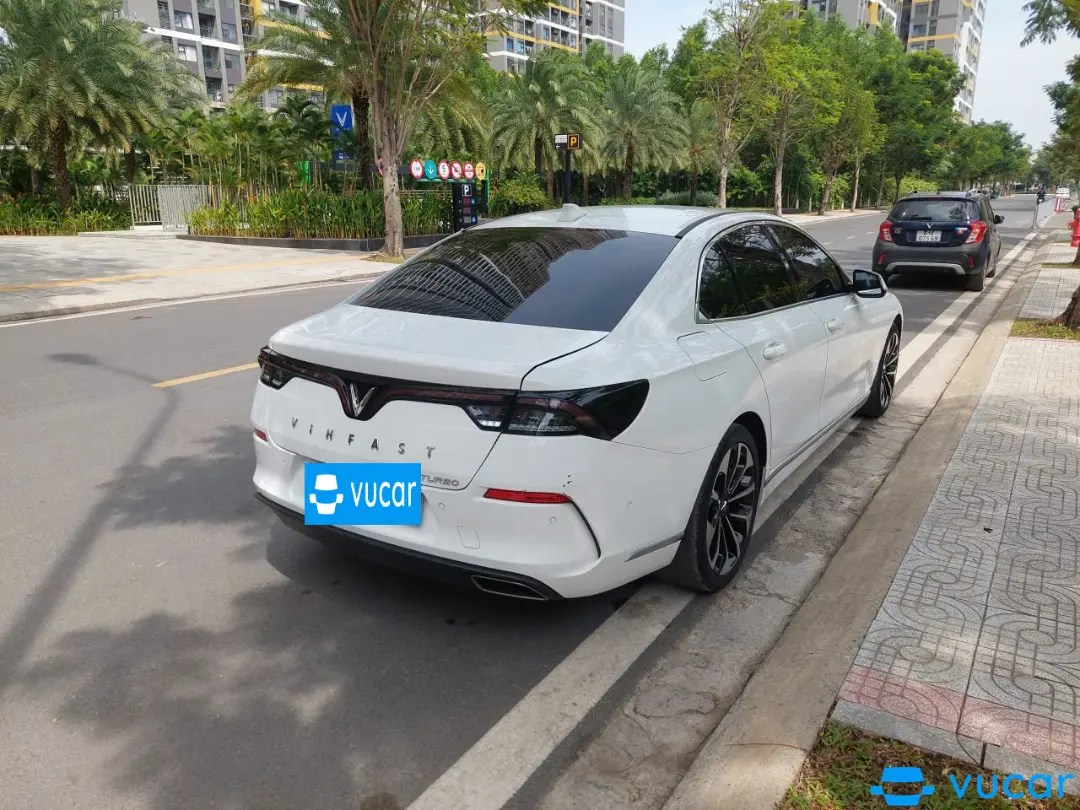 VinFast Lux A Premium 2022  - Ngoại thất 5