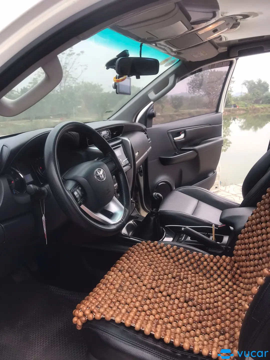 toyota fortuner 2016 - Nội thất 1