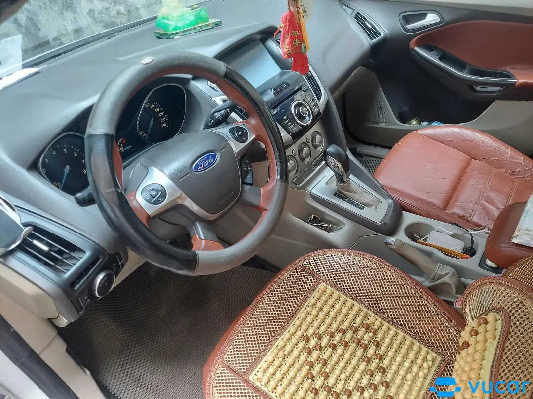 Ford Focus Trend 1.6 AT 2014 - Nội thất 4