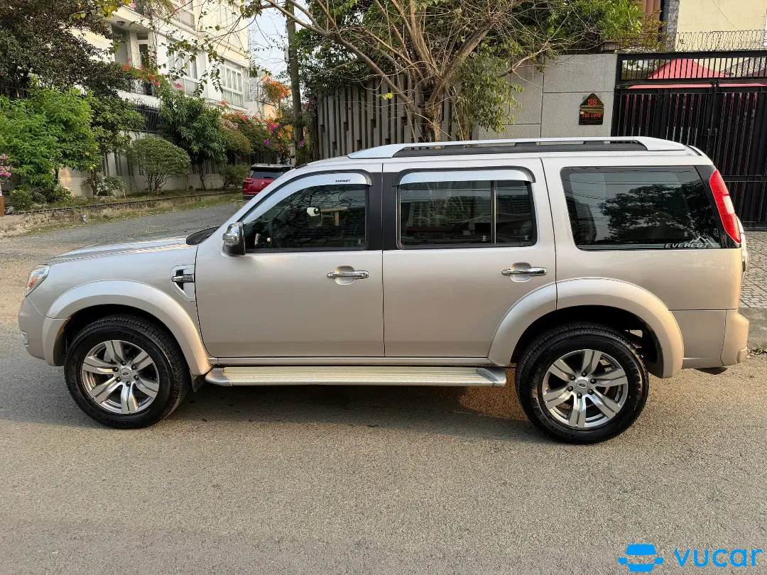 Ford Everest 2.5L 4x2 MT 2011 - Ngoại thất 8