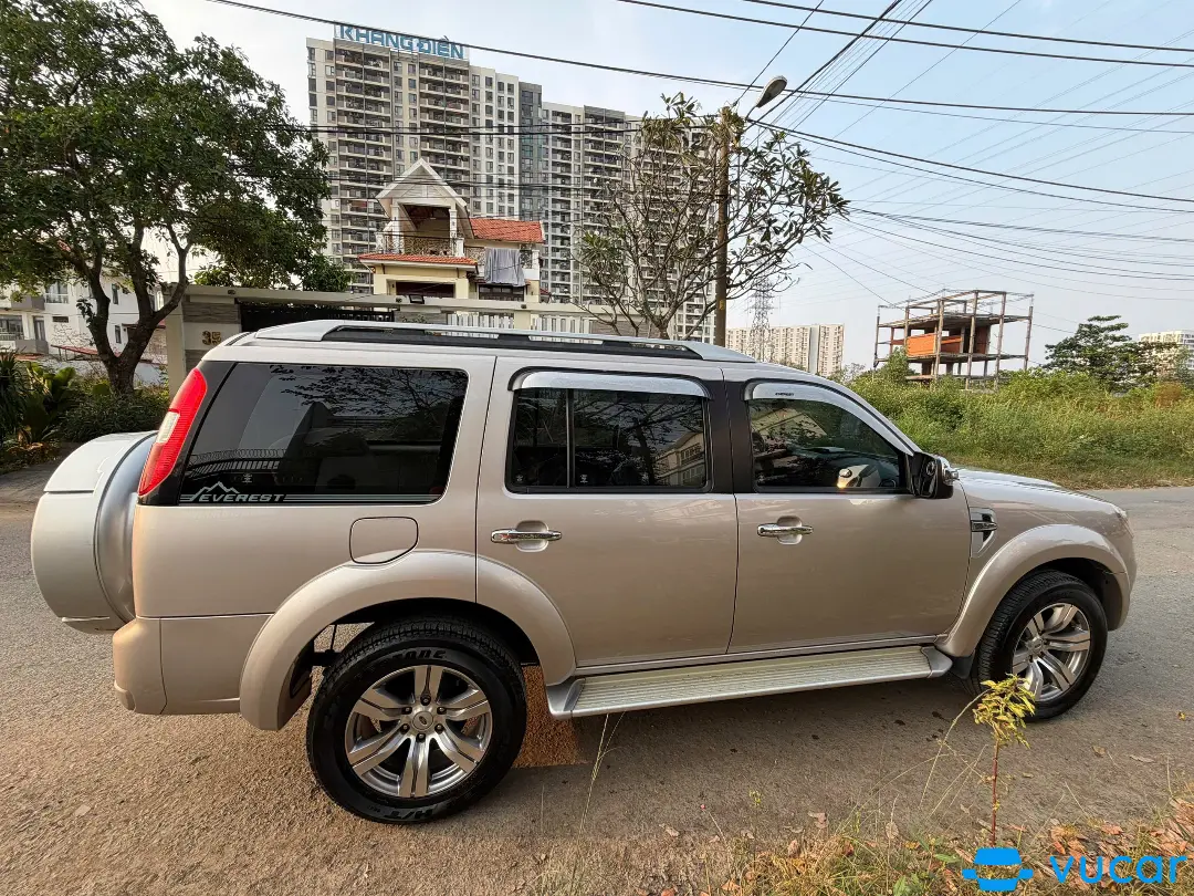 Ford Everest 2.5L 4x2 MT 2011 - Ngoại thất 5