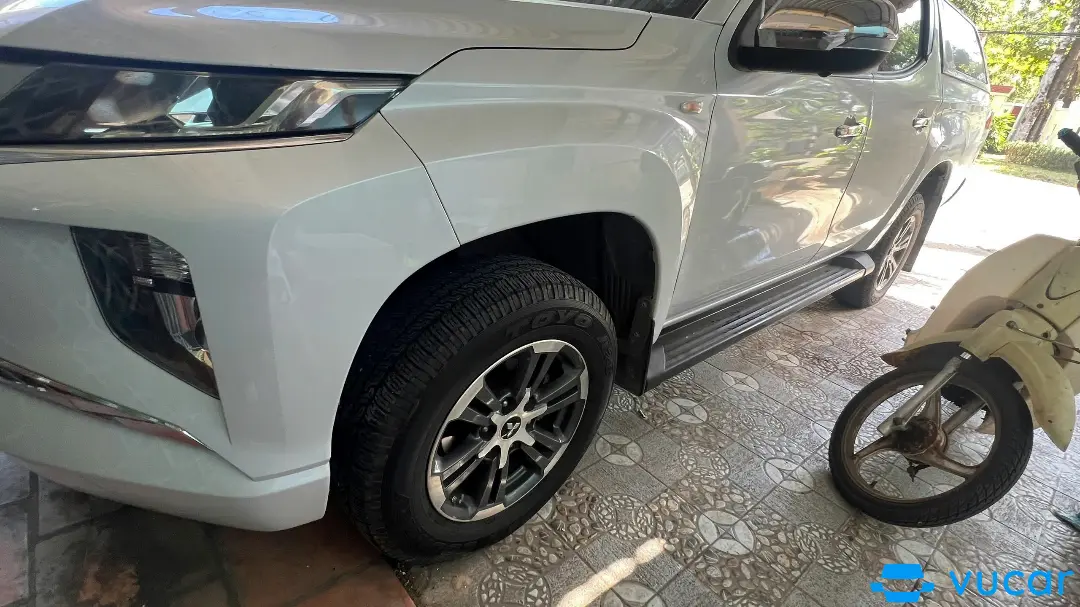 Mitsubishi Triton 4x2 AT 2022
