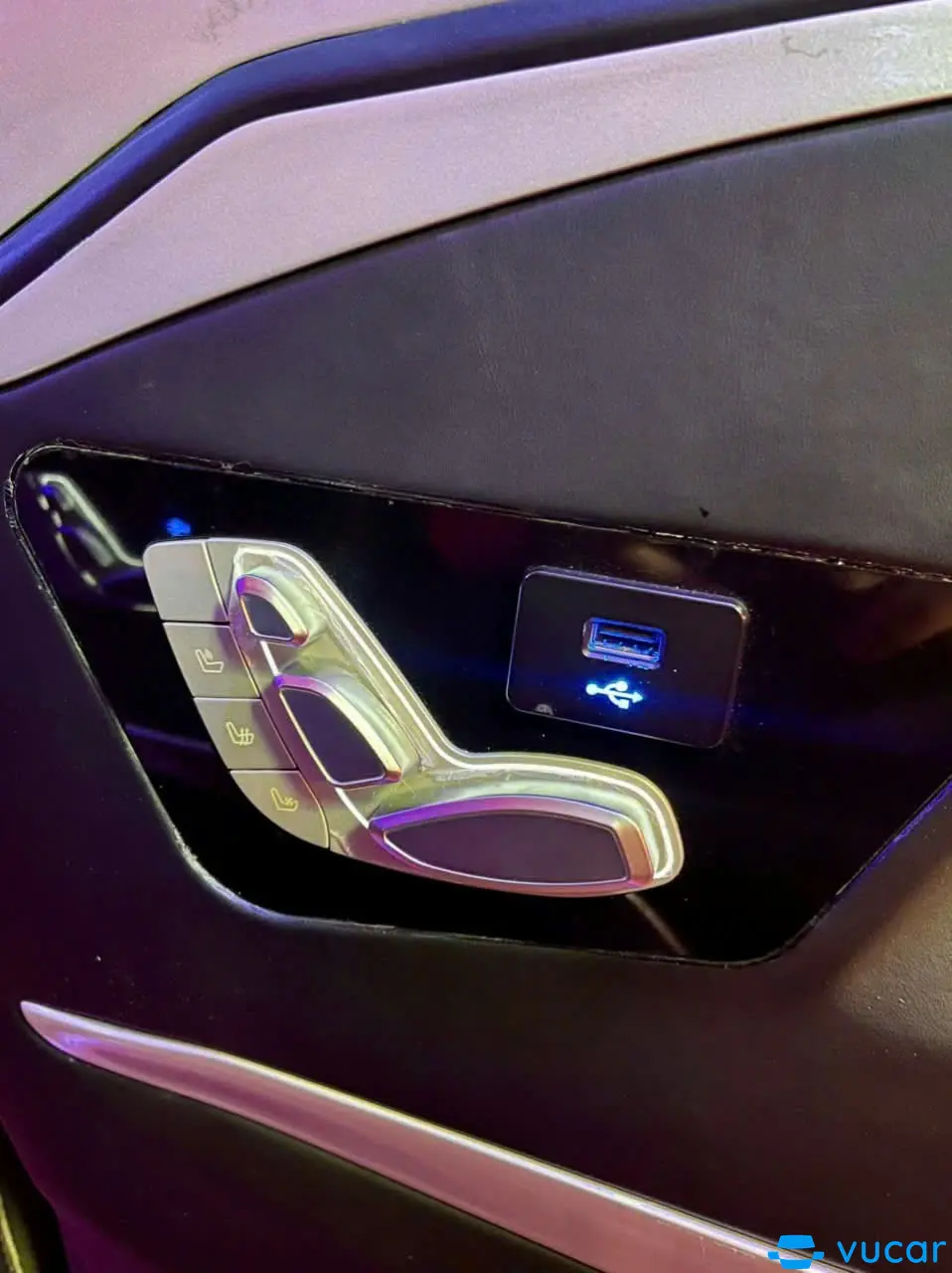 Hyundai Solati Limousine 2.5 MT 2019 - Nội thất 1