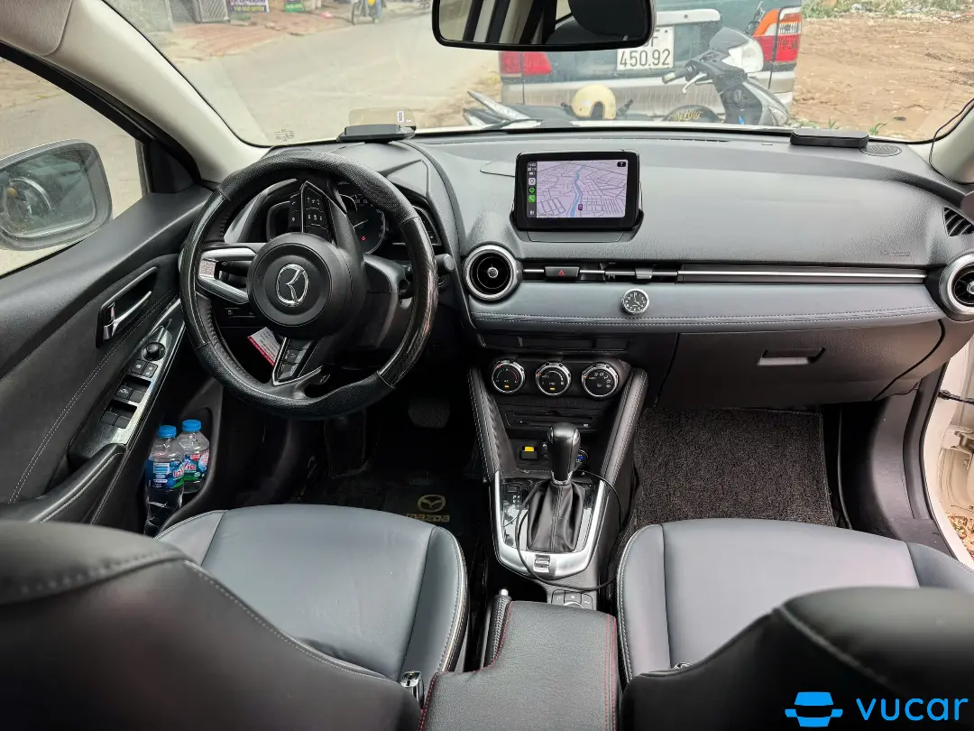 Mazda 2 Luxury 2020 - Nội thất 9