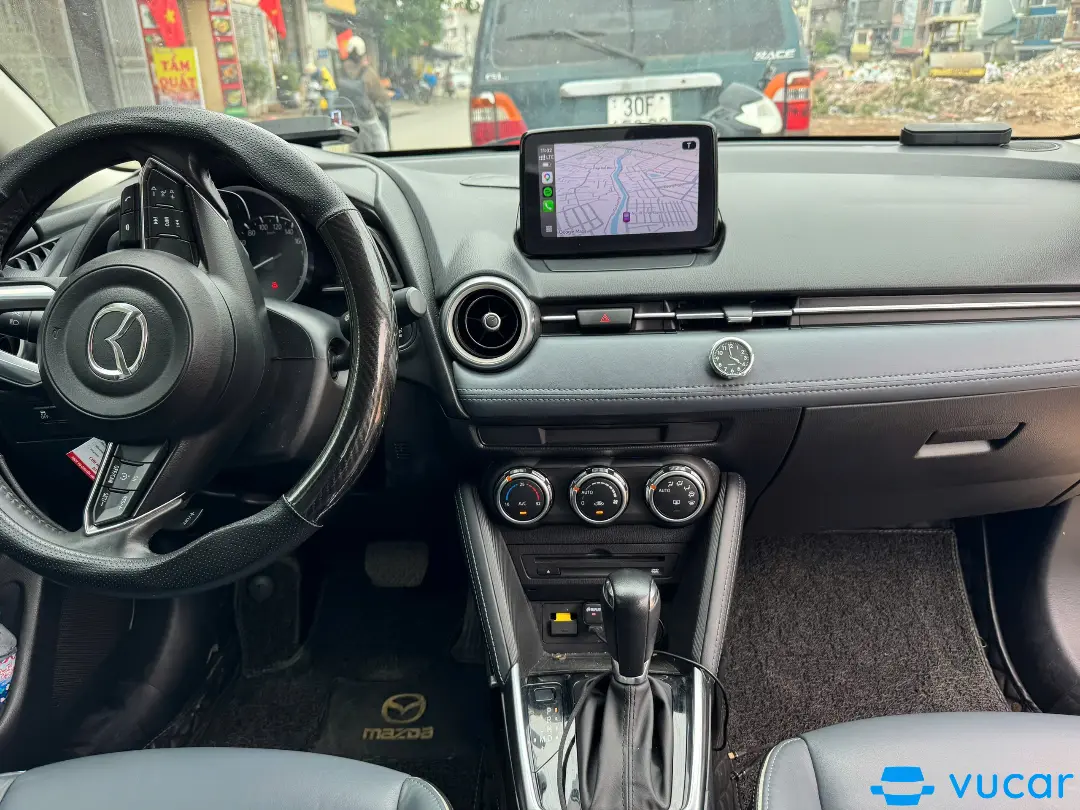 Mazda 2 Luxury 2020 - Nội thất 5