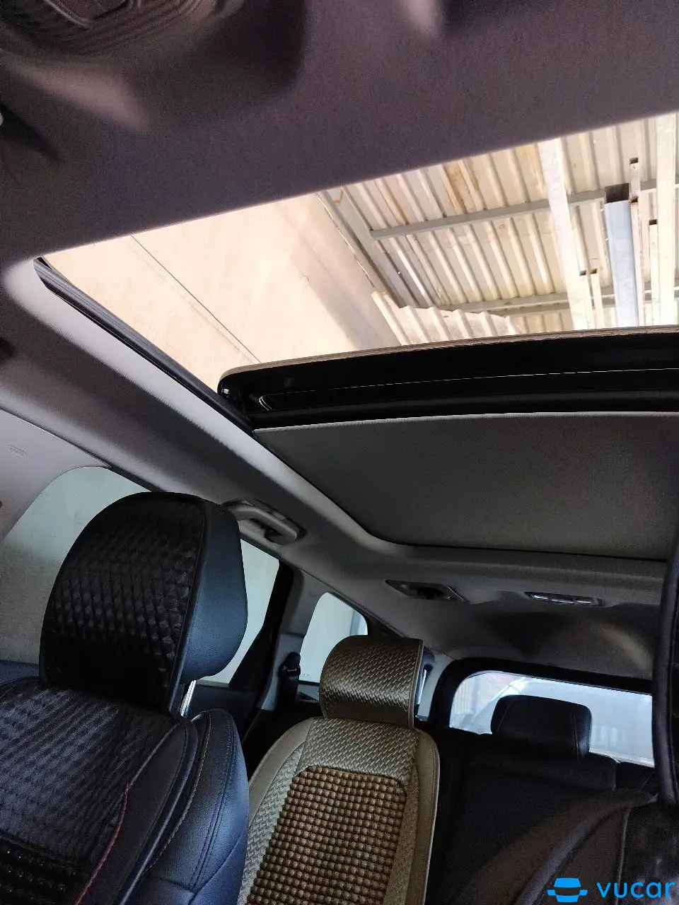 Peugeot 5008 2021 - Nội thất 2