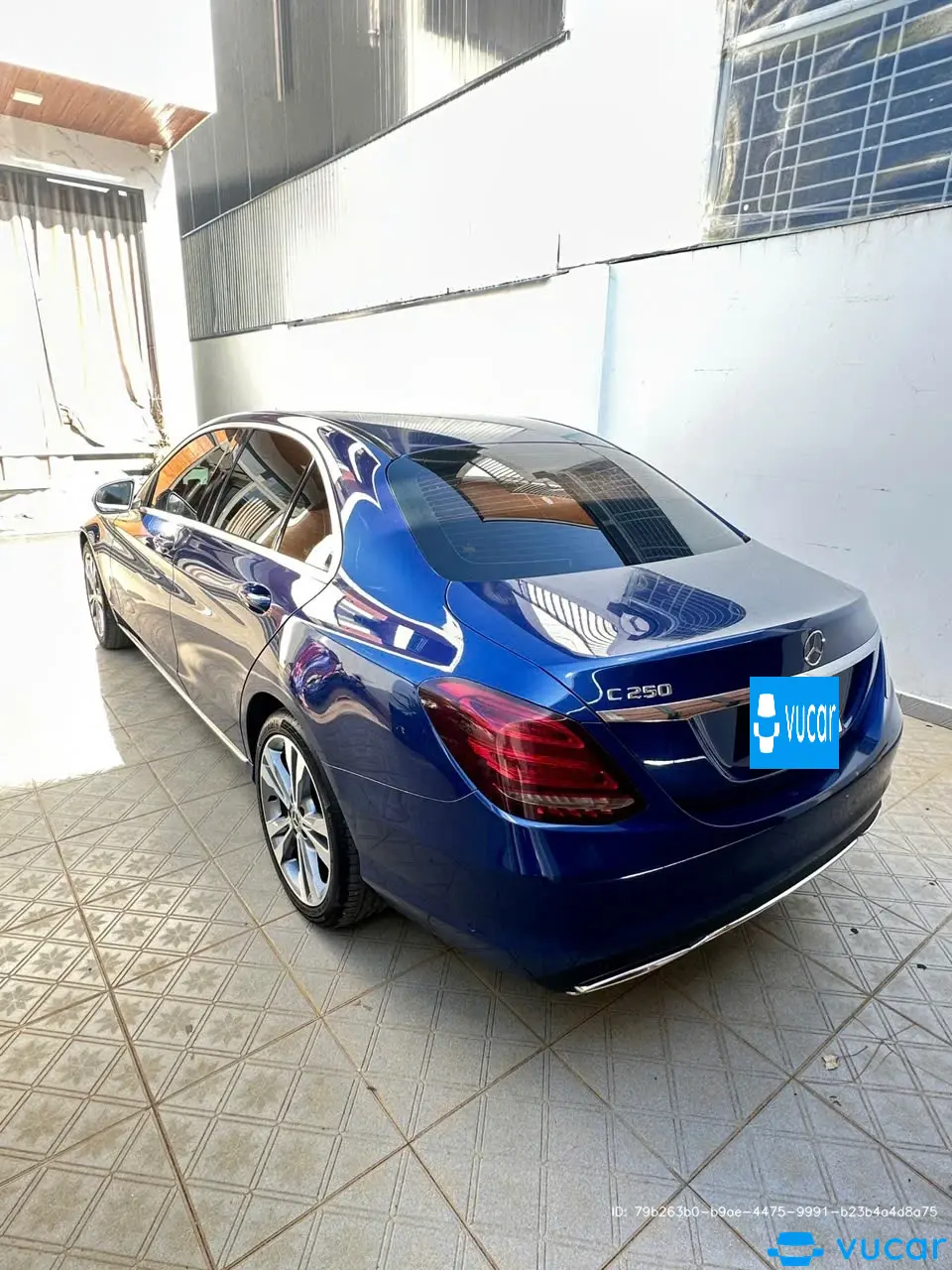 Mercedes C250 Exclusive 2017 - Ngoại thất 5