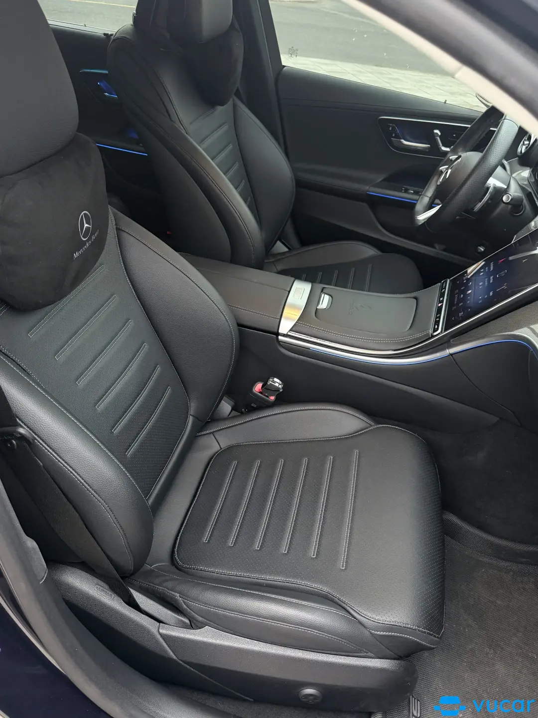 Mercedes C class C300 AMG 2022 - Nội thất 2