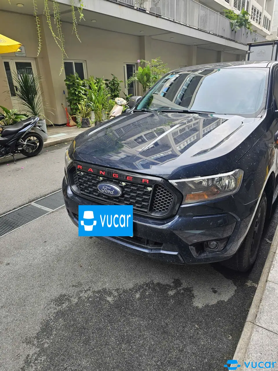 Ảnh xe Ford Ranger XLS 2.2L 4x2 AT 2020