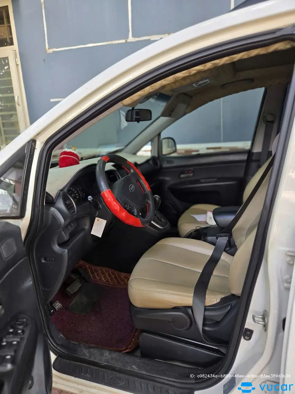 Kia Carens SX 2.0 AT 2010 - Nội thất 2