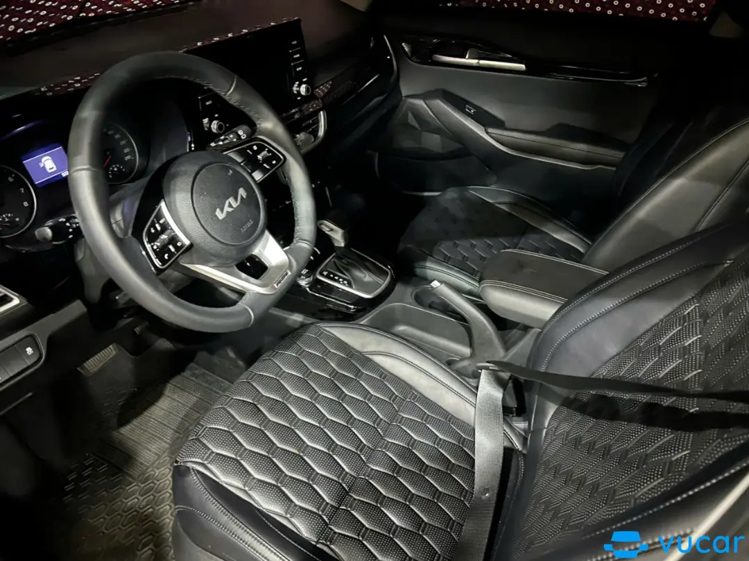 Kia Seltos Luxury 1.6AT 2023 - Nội thất 1