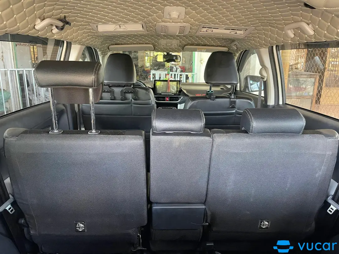 Toyota Veloz Cross 1.5 CVT 2023 - Nội thất 5