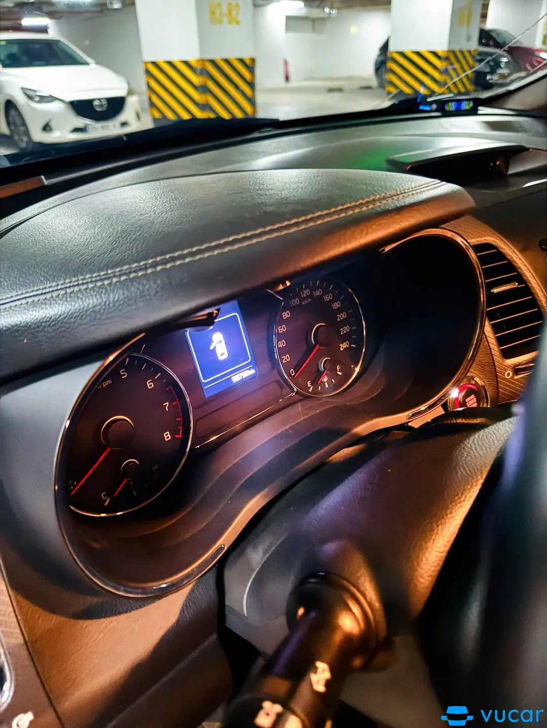 Kia Cerato 1.6 AT 2017 - Nội thất 1