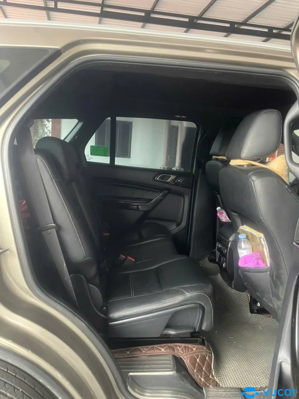 Ford Everest Titanium 2.0L 4x4 AT 2019 - Nội thất 9