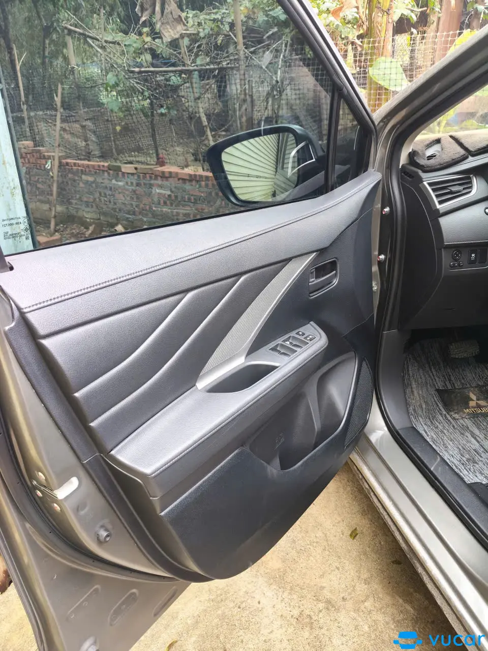 Ảnh xe Mitsubishi Xpander 1.5 AT 2023 - ảnh 6