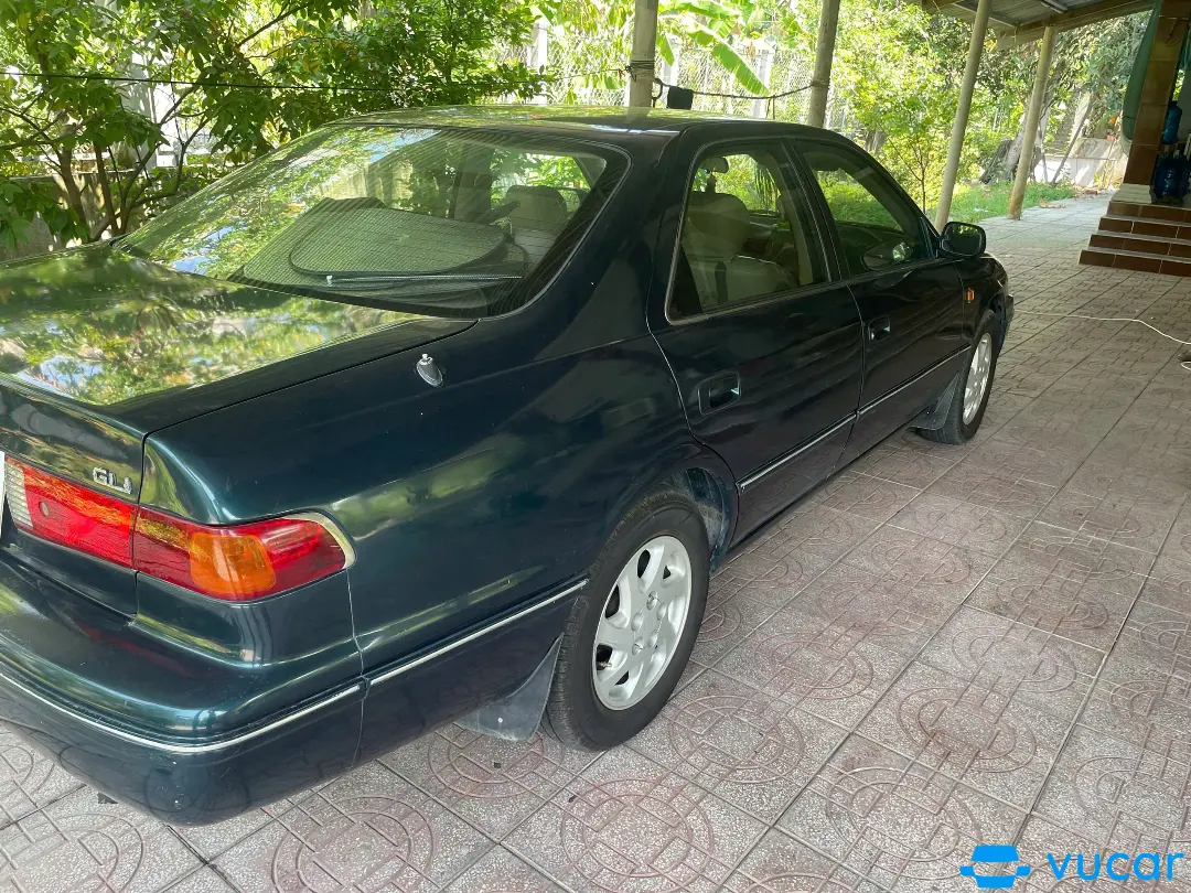 Toyota Camry GLX - Ngoại thất 4