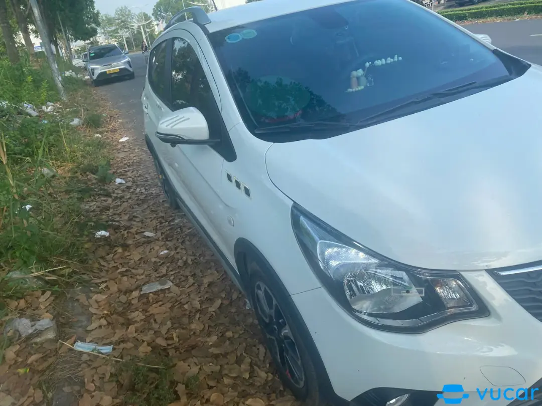 Vinfast fadil MT 2019 (premium) - Ngoại thất 5