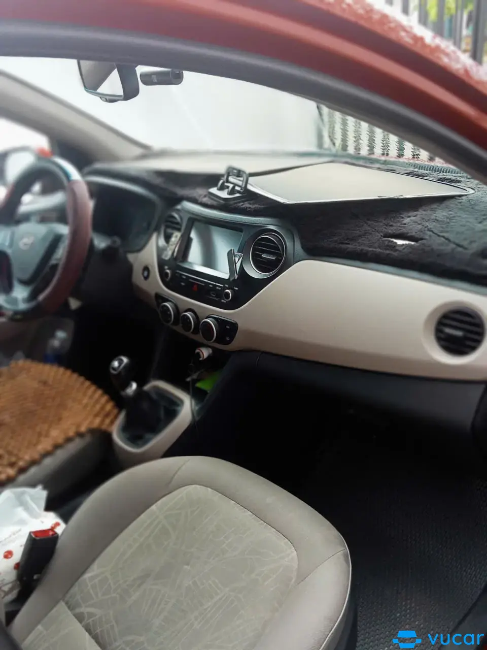 Hyundai i10 1.2 MT 2021 - Nội thất 2