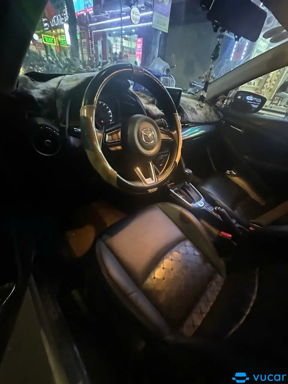 Mazda 2 - Nội thất 5