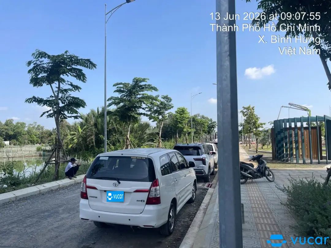 Toyota Innova 2.0E 2015 - Ngoại thất 3