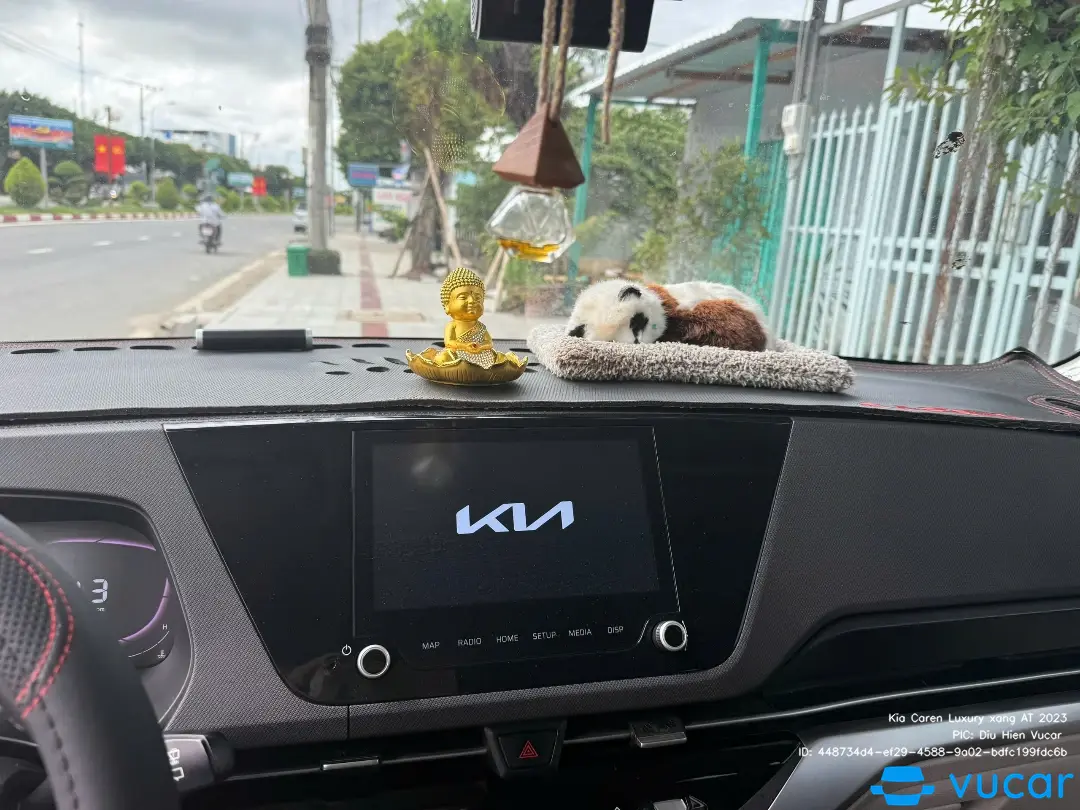 Kia Caren Luxury xăng AT 2023 - Nội thất 3