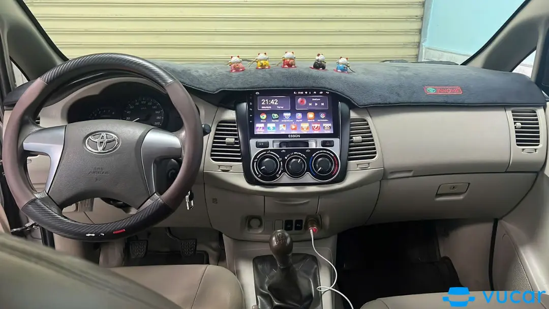Innova 2015 bản E2.0 - Nội thất 2