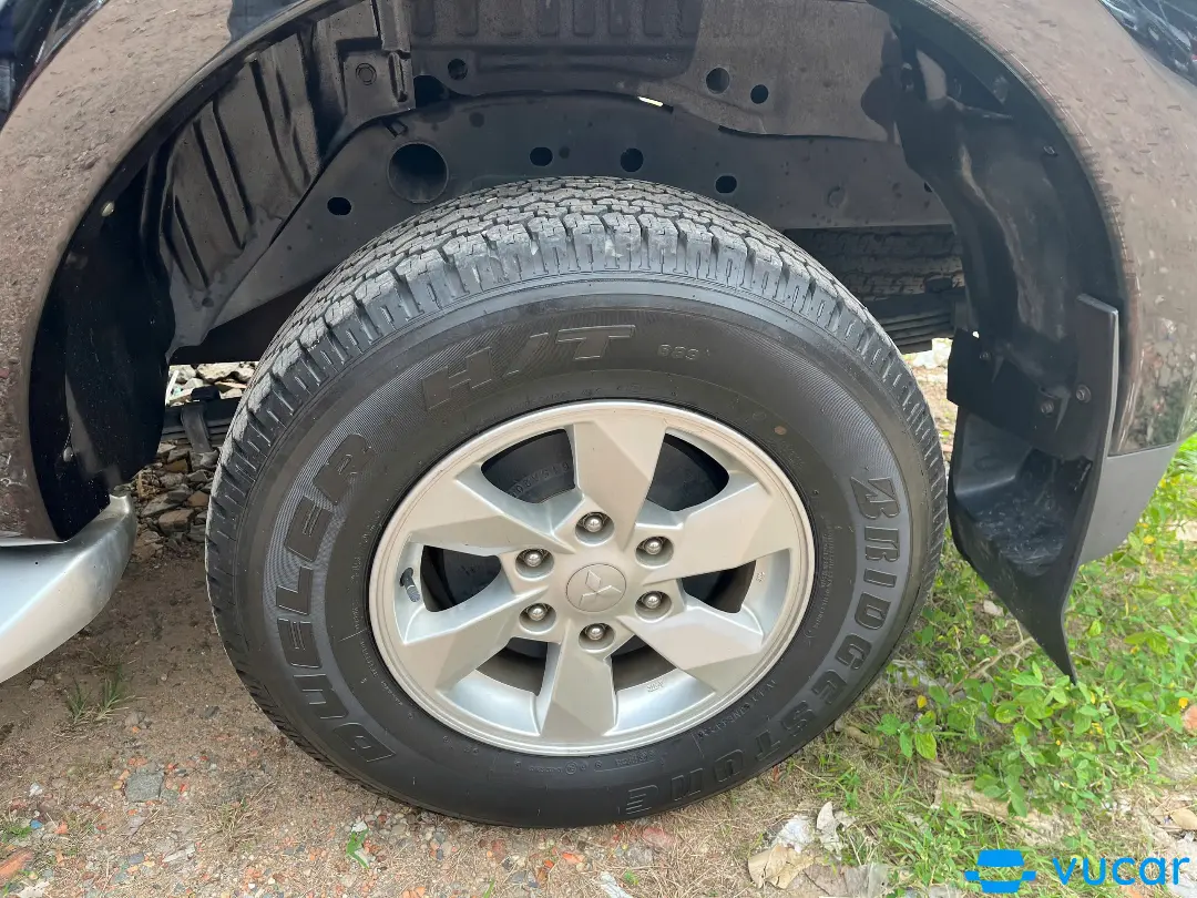 Mitsubishi Triton 1 cầu số tự động 2017 - Ngoại thất 8