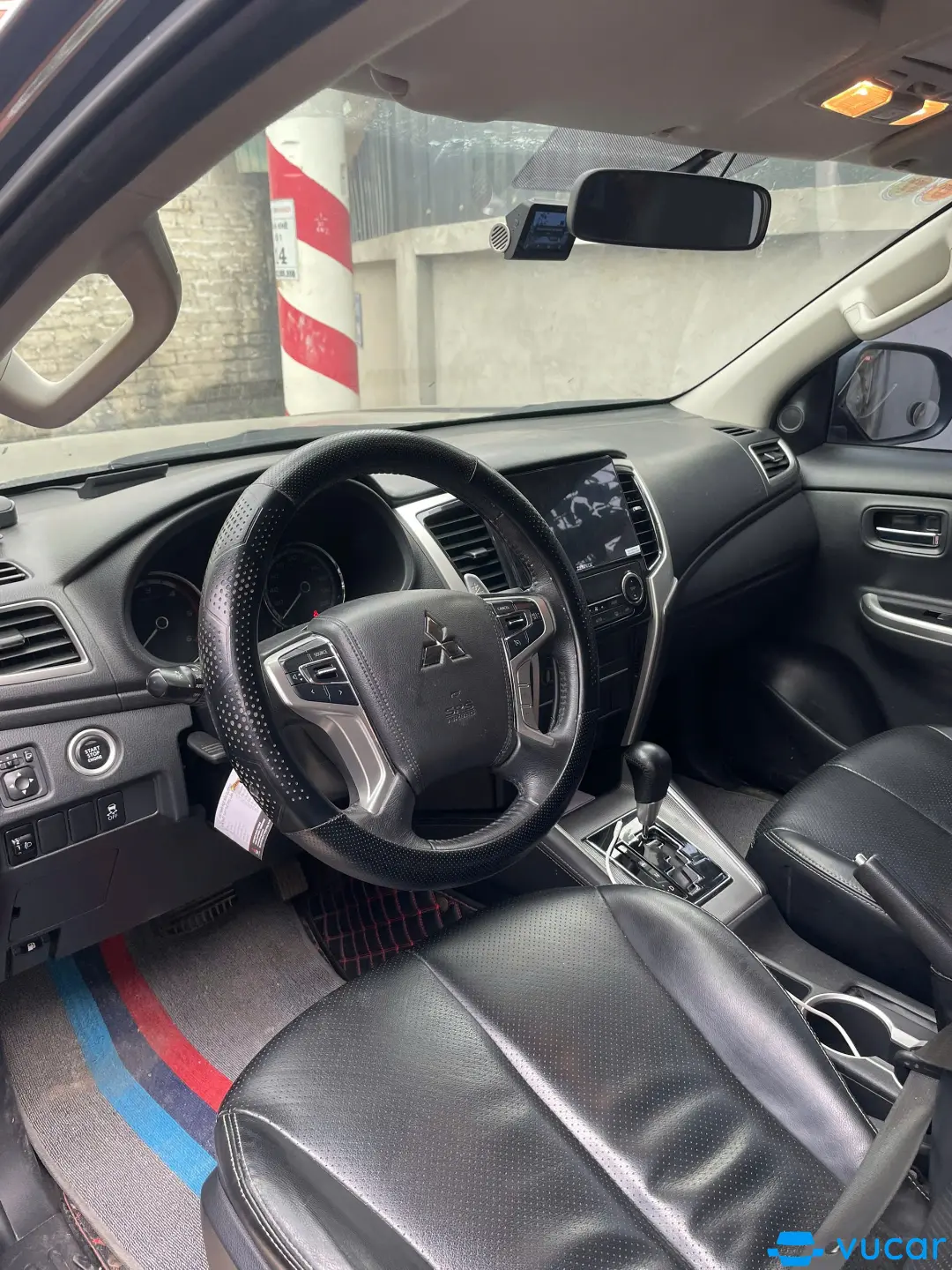 Mitsubishi Triton 4x2 AT Mivec 2021 - Nội thất 2