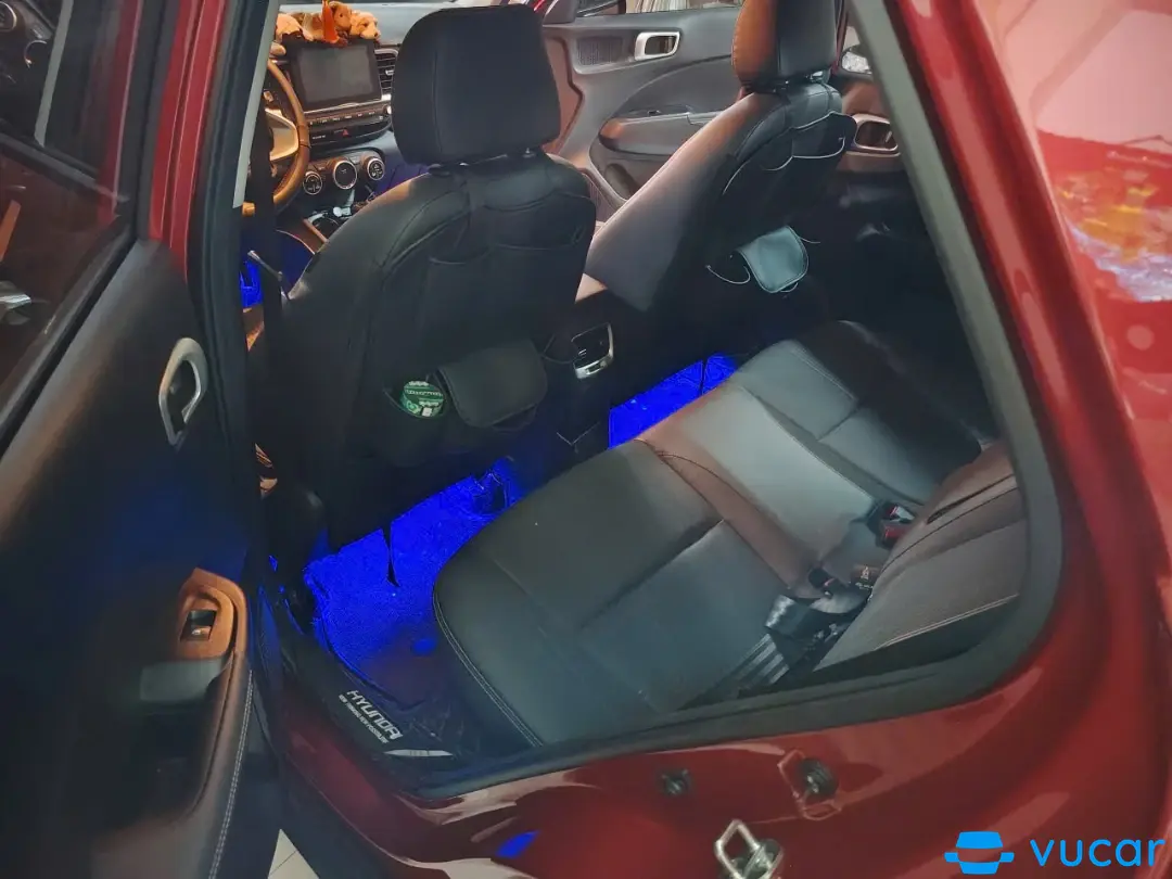 Hyundai Venue 1.0 T-GDi Đặc Biệt 2024 - Nội thất 9