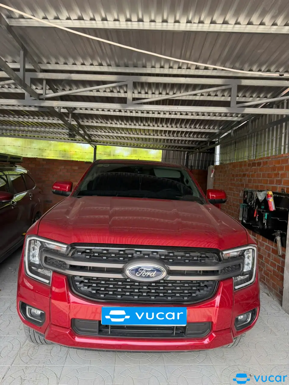 Ảnh xe Ford Ranger XLS 2.0L 4x2 AT 2025