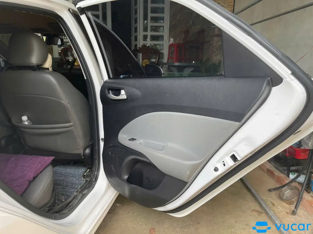 Kia soluto MT 2022 - Nội thất 6