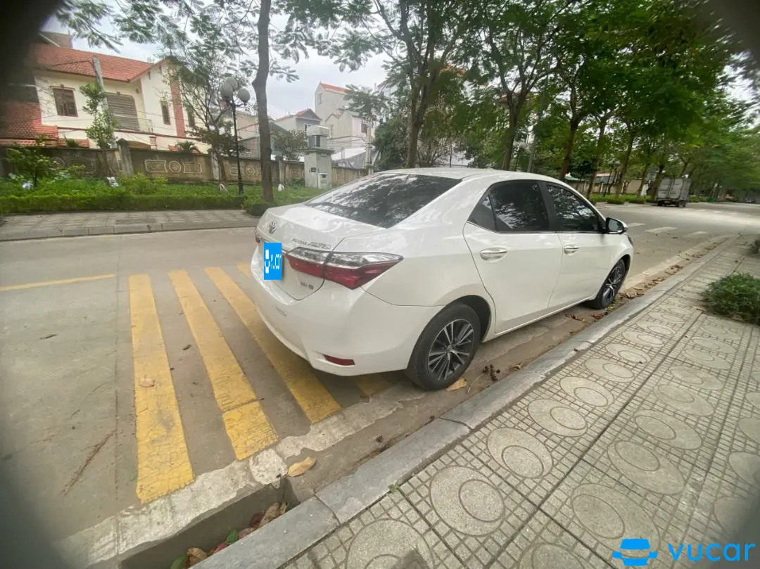 Toyota Corolla altis 1.8E AT 2020 - Ngoại thất 2