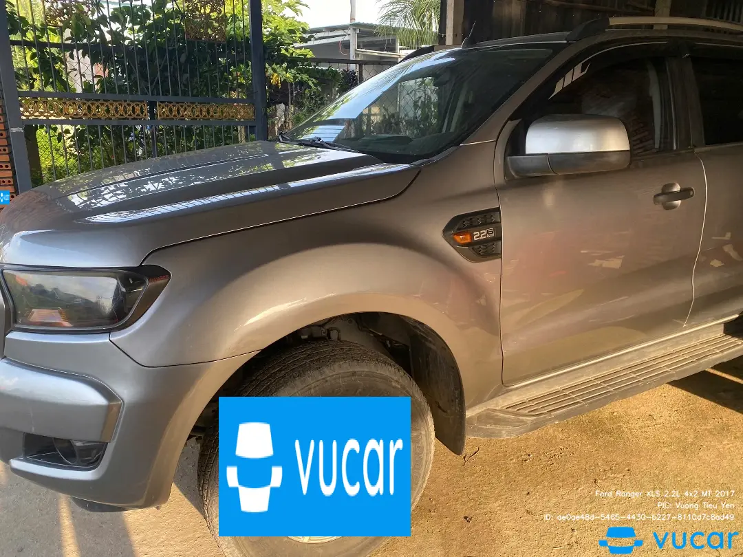 Ảnh xe Ford Ranger XLS 2.2L 4x2 MT 2017 - ảnh 2