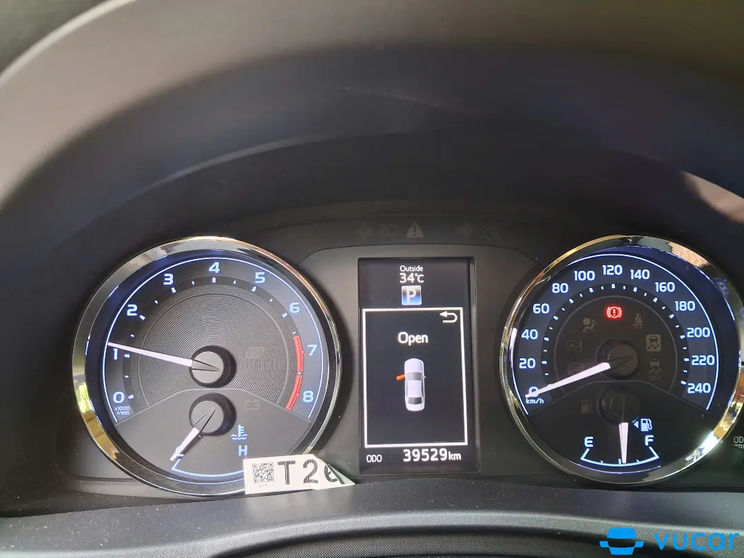 Toyota Corolla altis 1.8G AT 2019 - Nội thất 4