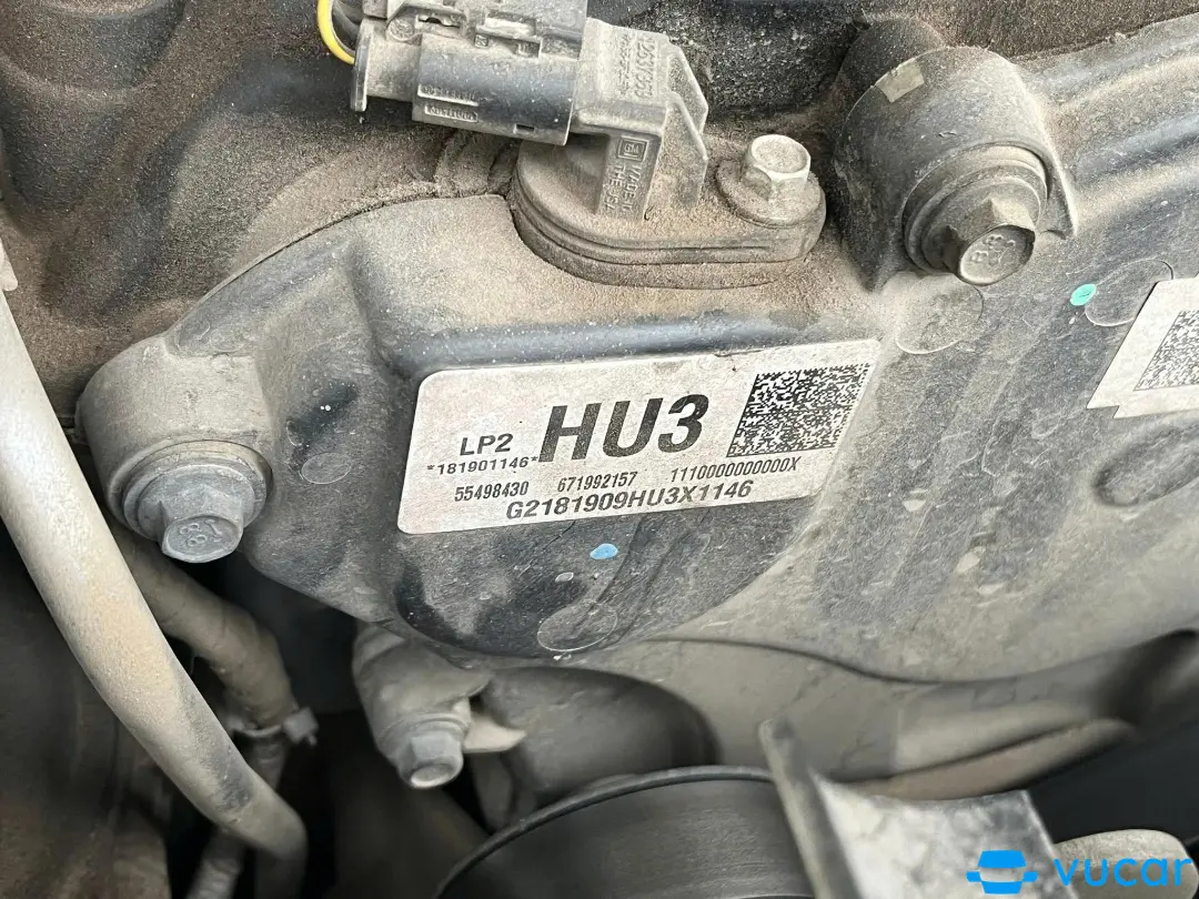 Chevrolet Colorado LT 2.5L 4x2 AT 2018 - Khoang động cơ 2