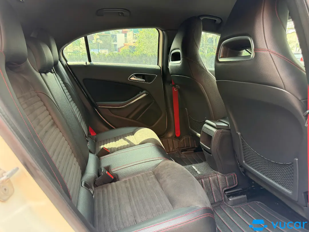 Mercedes A class A250 Sport AMG 2013 - Nội thất 4