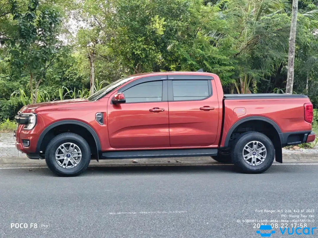 Ảnh xe Ford Ranger XLS 2.0L 4x2 AT 2023 - ảnh 3