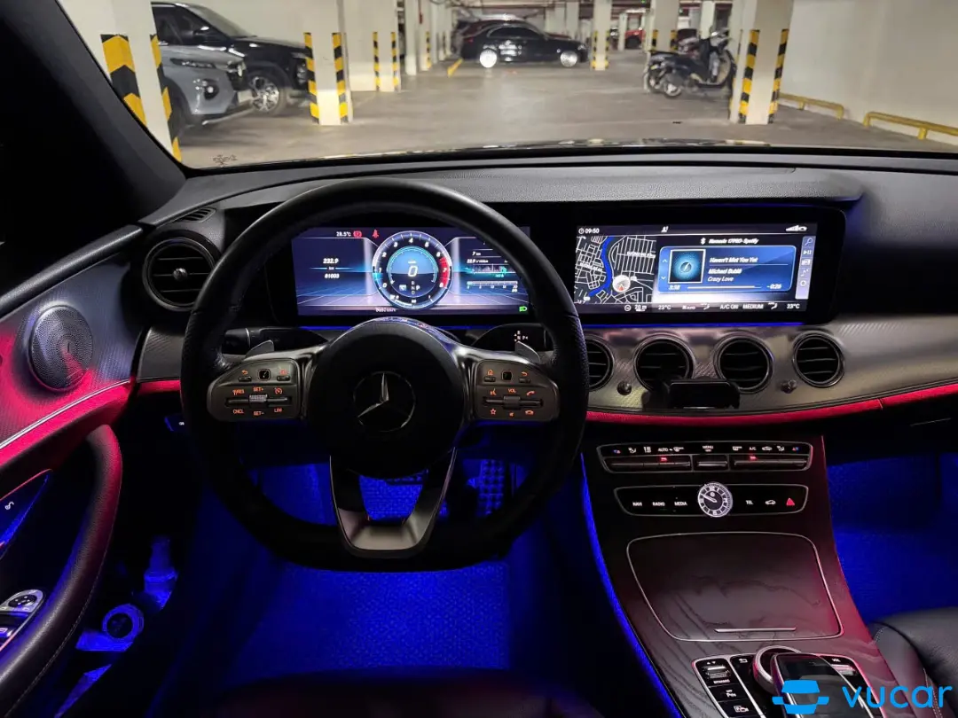 Mercedes E class E200 Sport 2019 - Nội thất 3