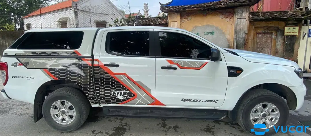 Ford Ranger XLS 2.2L 4x2 AT 2021 - Ngoại thất 2