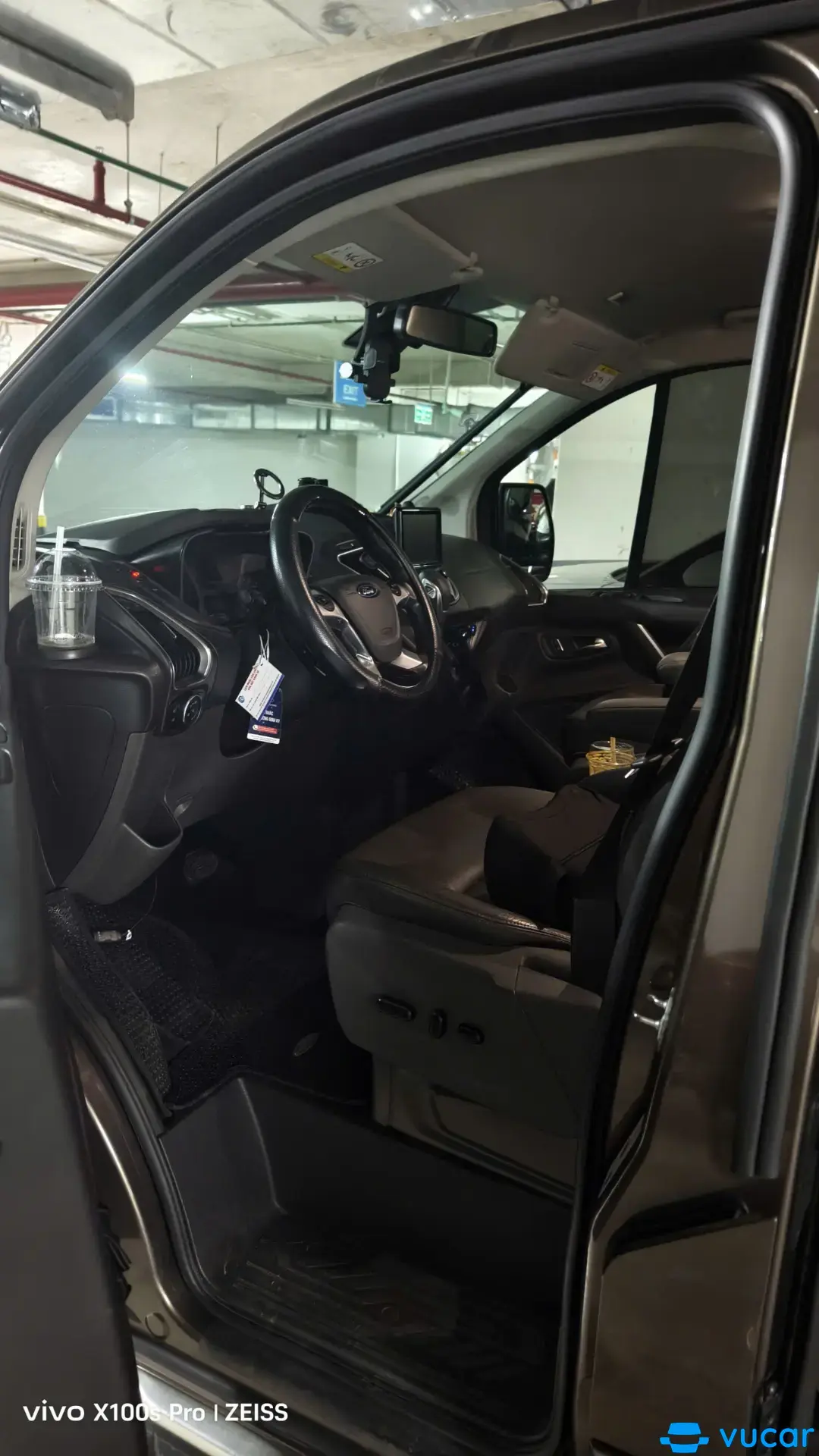 Ford tourneo eco 2.0 2019 - Nội thất 2
