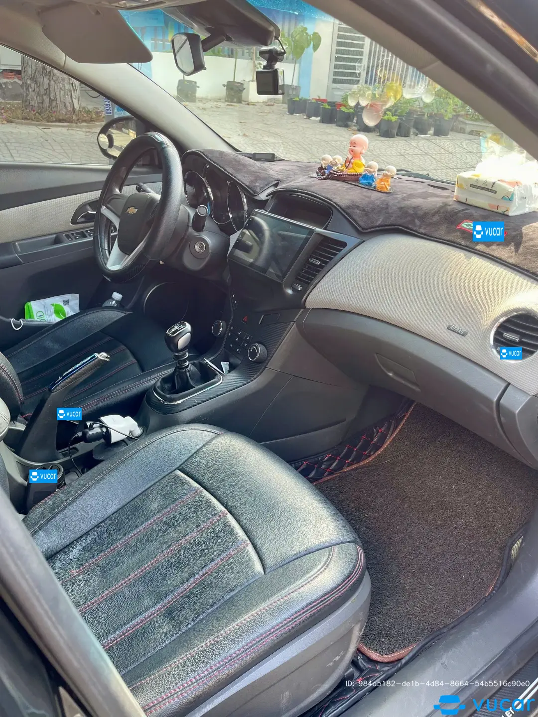 Chevrolet Cruze 1.8 LT 2011 - Nội thất 4