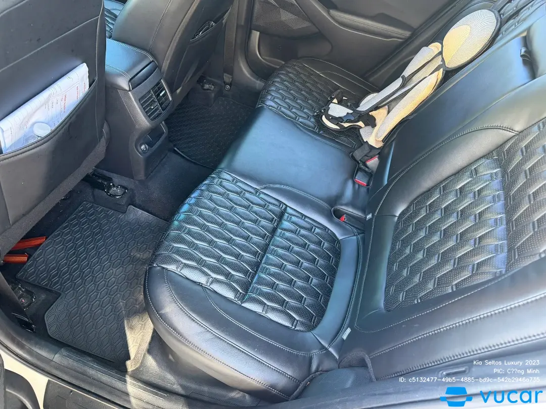 Kia Seltos Luxury 2023 - Nội thất 6