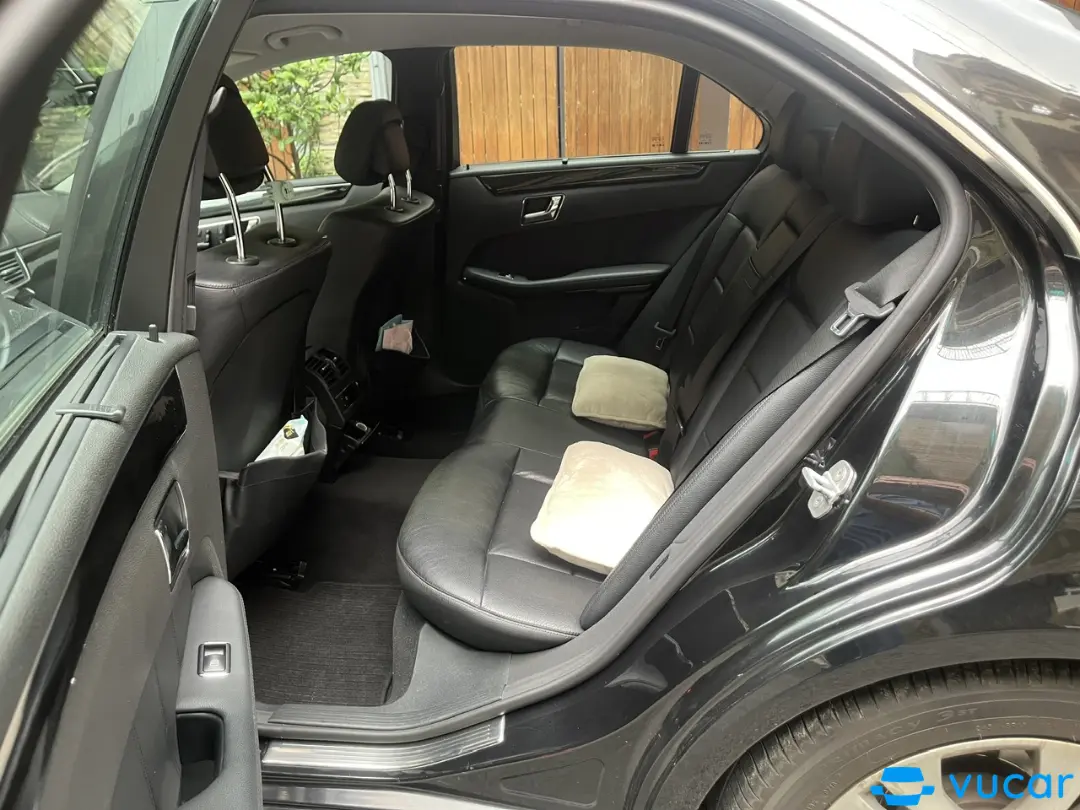 Mercedes E class E250 2009 - Nội thất 2