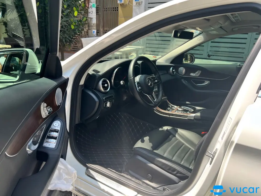 Mercedes C class C200 Exclusive 2019 - Nội thất 10