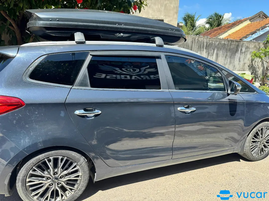 Kia Rondo gat   2.0 2016 - Ngoại thất 8