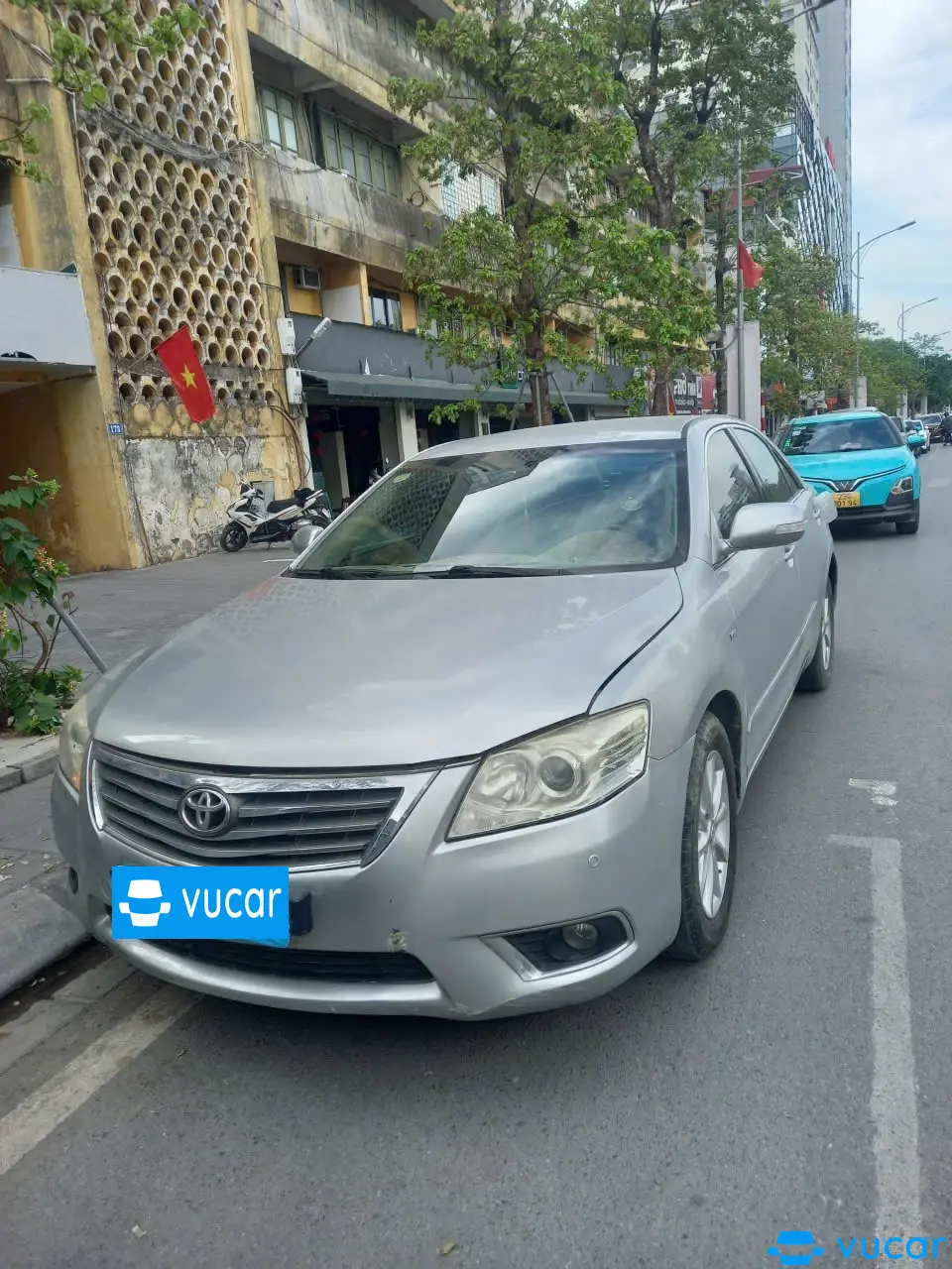 Toyota Camry 2.4 2010 - Ngoại thất 6
