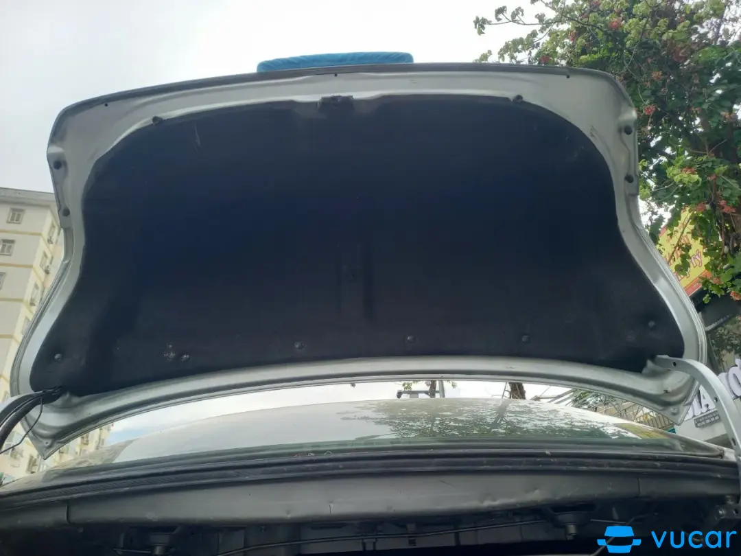 Toyota Camry 2.4 2010 - Ngoại thất 23
