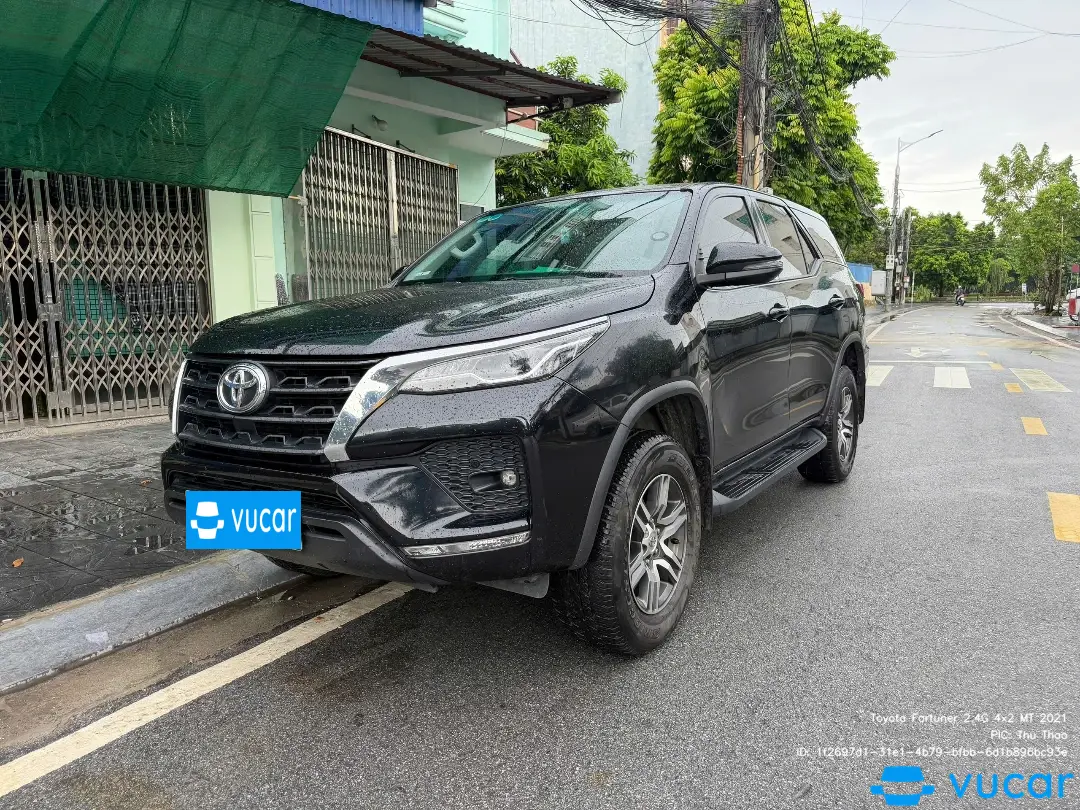 Ảnh xe Toyota Fortuner 2.4G 4x2 MT 2021 - ảnh 3
