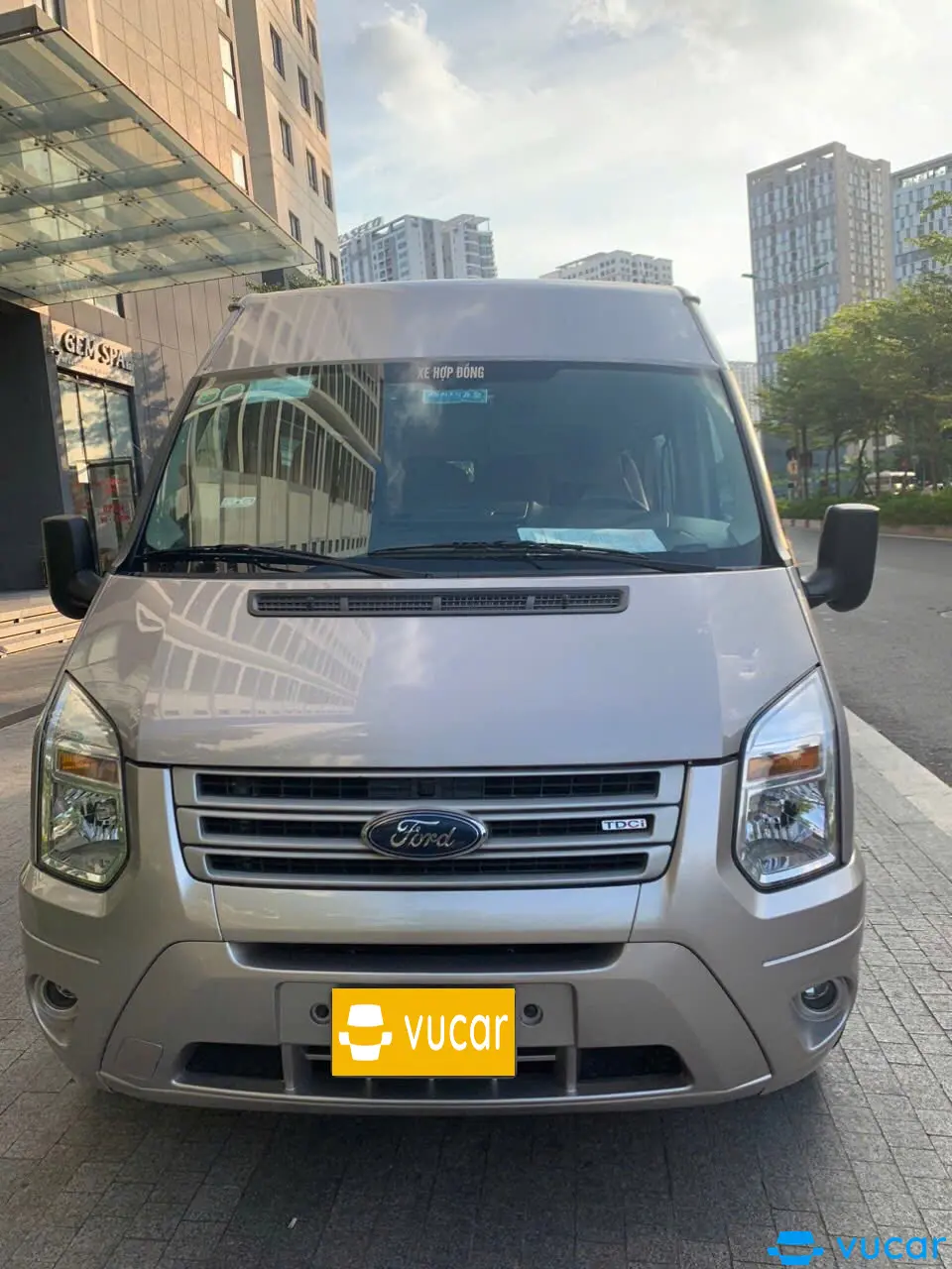 Ảnh xe Ford Transit SVP 2018